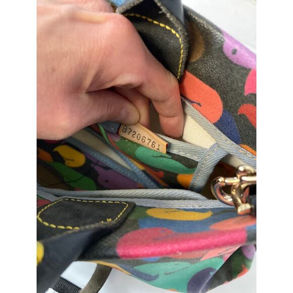 DOONEY & BOURKE MEDUM COATED CANVAS MULIT DUCK CROSSBODY BAG - Picture 15 of 16